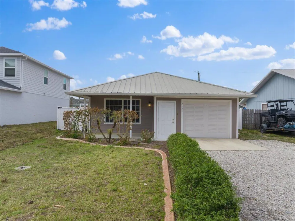 2135 87th Avenue Vero Beach, FL 32966