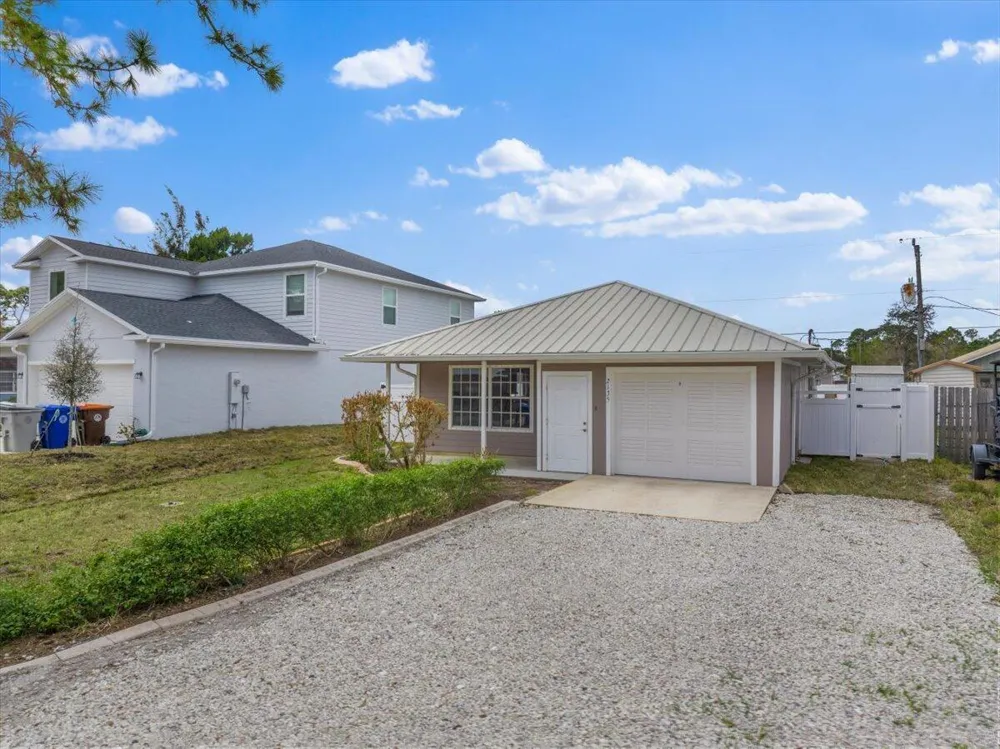 2135 87th Avenue Vero Beach, FL 32966
