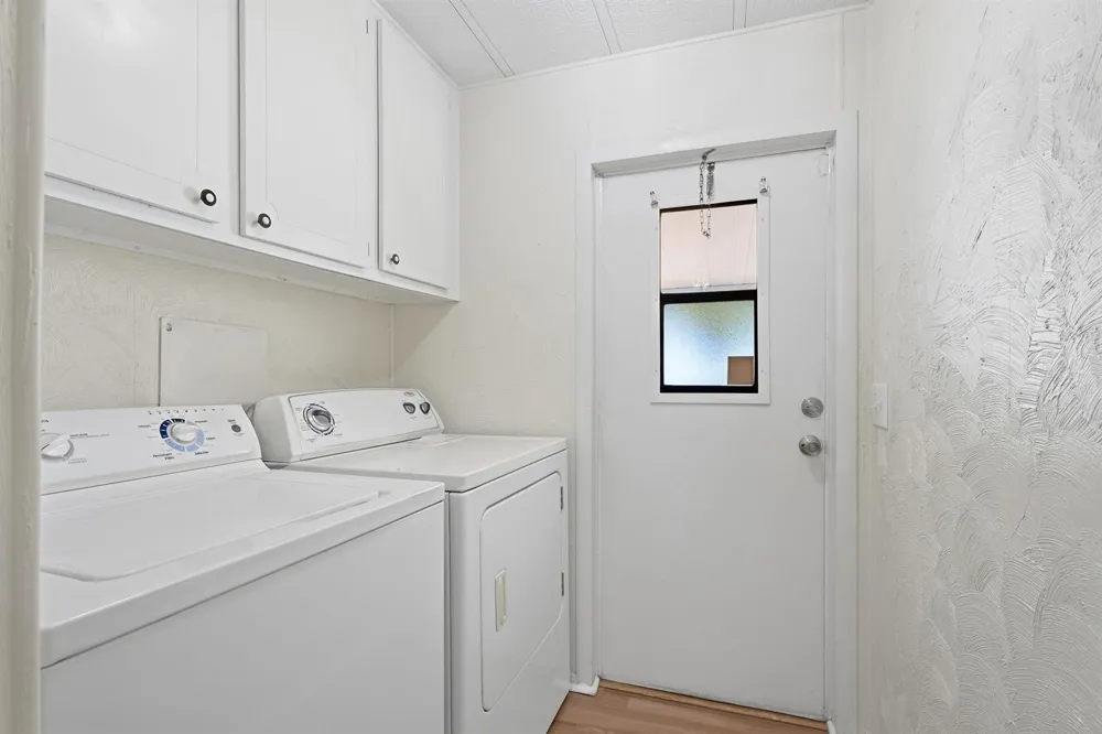 566 Dolphin Circle Barefoot Bay, FL 32976