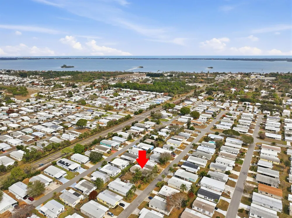 566 Dolphin Circle Barefoot Bay, FL 32976