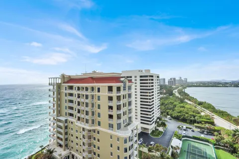 5380 Ocean Drive #18a
