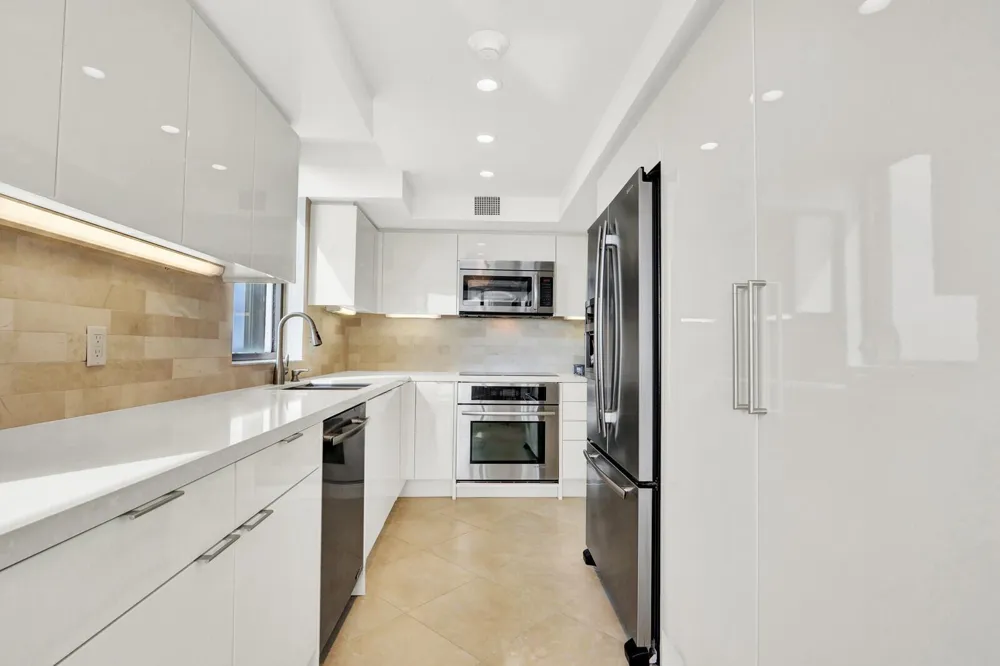 5380 Ocean Drive #18a Singer Island, FL 33404