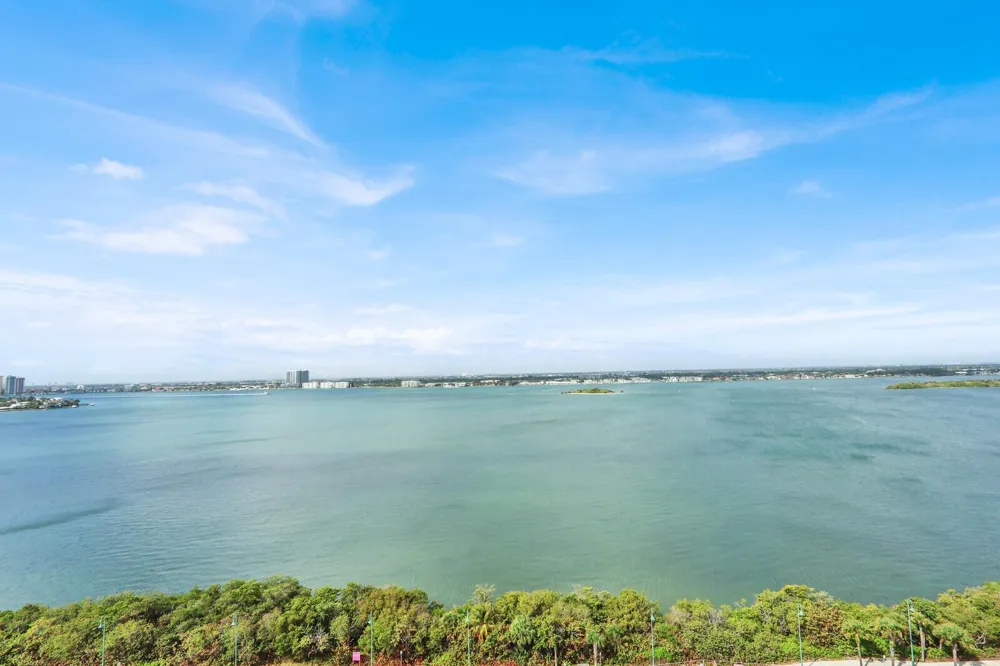 5380 Ocean Drive #18a Singer Island, FL 33404