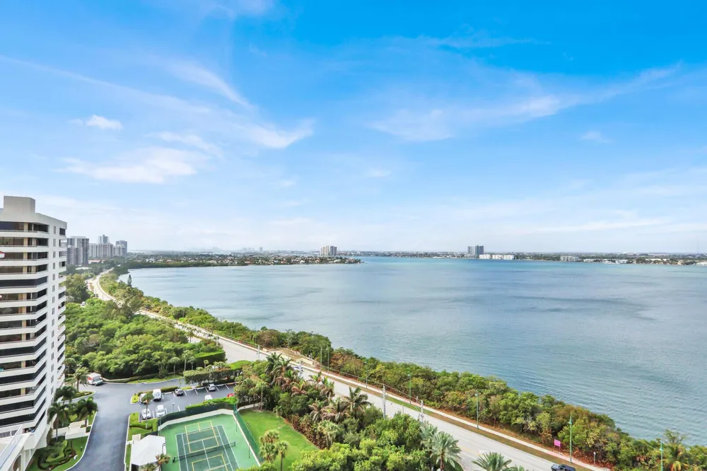 5380 Ocean Drive #18a Singer Island, FL 33404