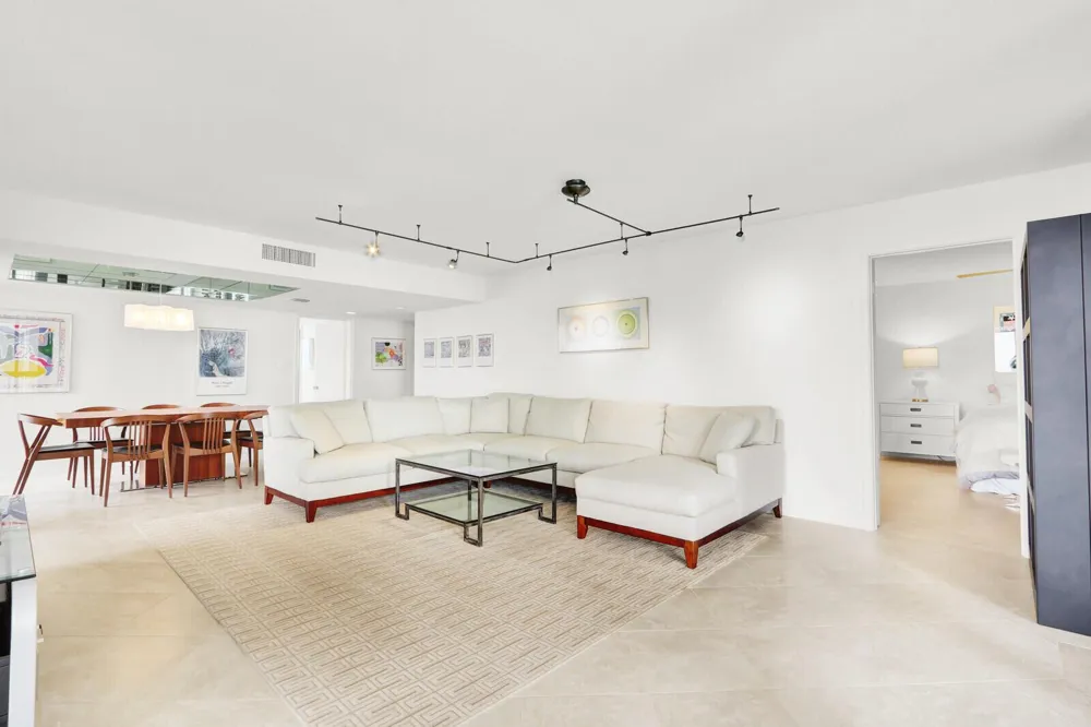 5380 Ocean Drive #18a Singer Island, FL 33404