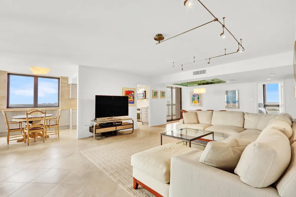 5380 Ocean Drive #18a Singer Island, FL 33404