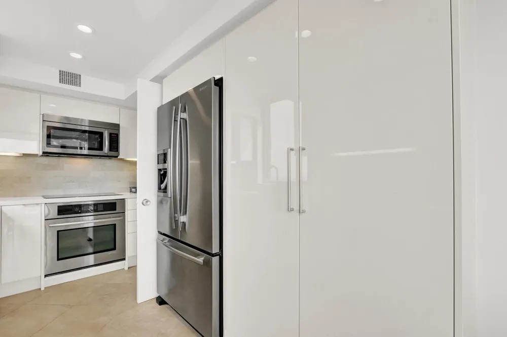 5380 Ocean Drive #18a Singer Island, FL 33404