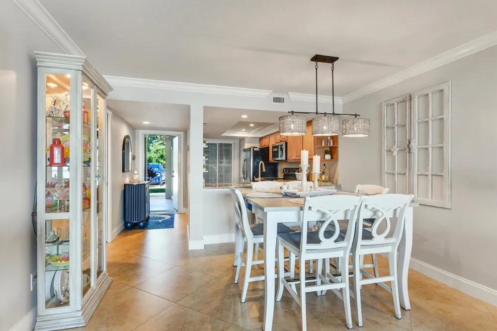 4440 NE Sandpebble Trace #104 Stuart, FL 34996