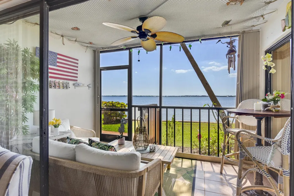4440 NE Sandpebble Trace #104 Stuart, FL 34996