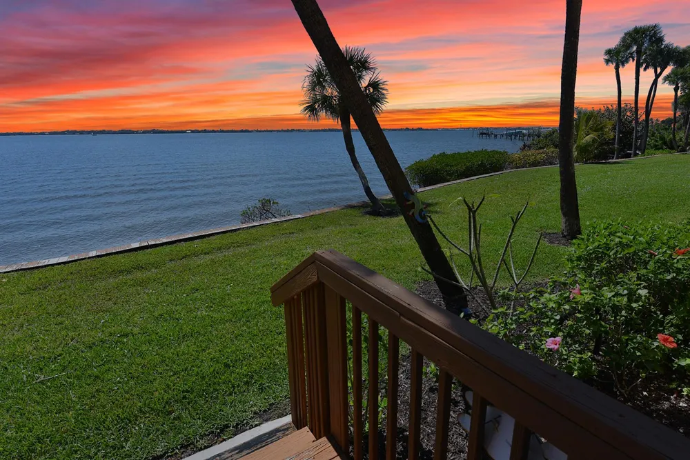 4440 NE Sandpebble Trace #104 Stuart, FL 34996