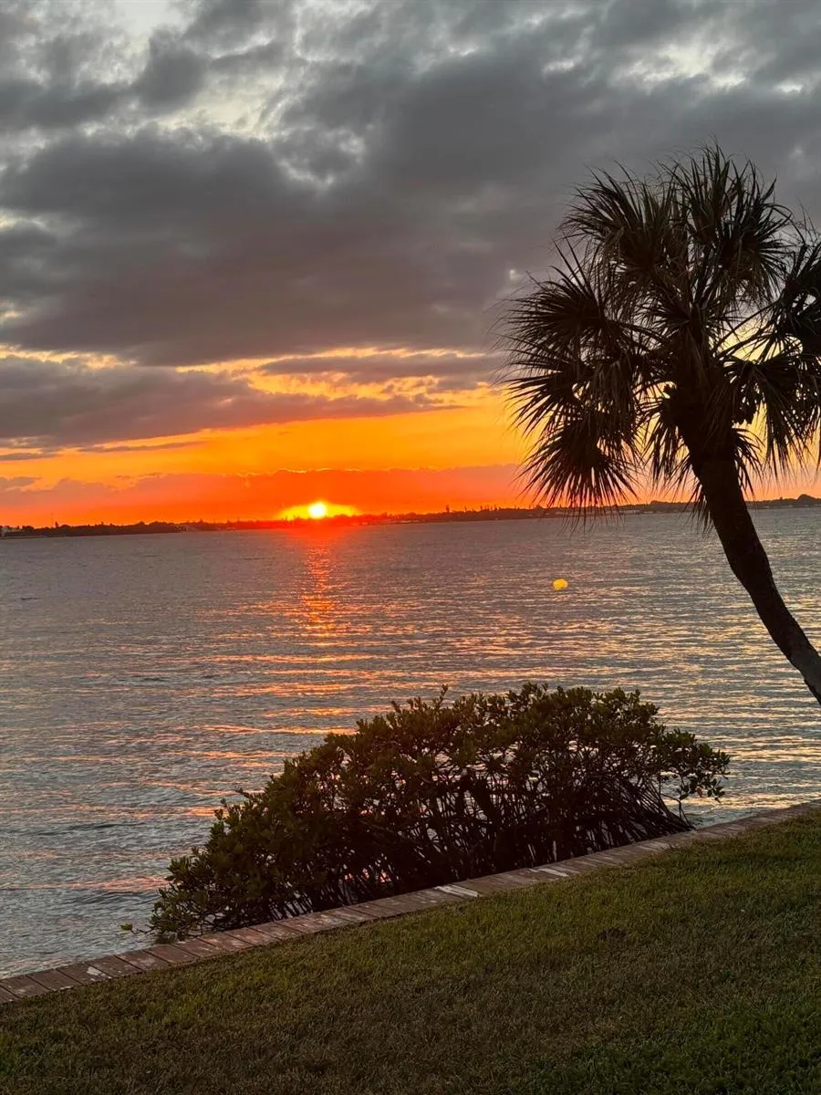 4440 NE Sandpebble Trace #104 Stuart, FL 34996