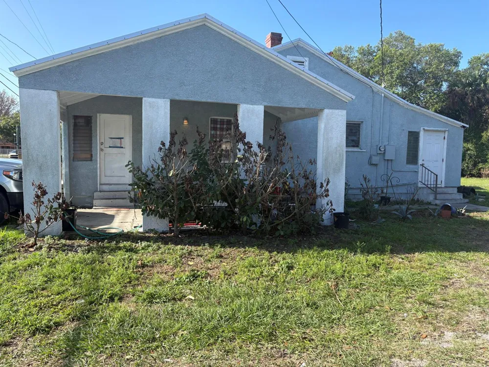 701 S 13th Street Fort Pierce, FL 34950
