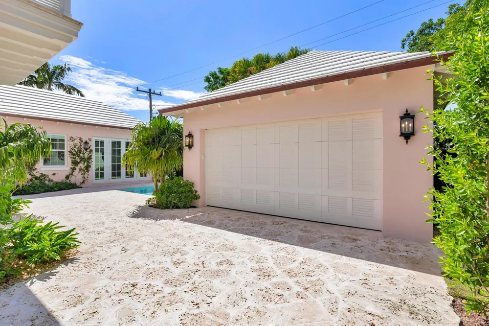 234 Summa Street West Palm Beach, FL 33405