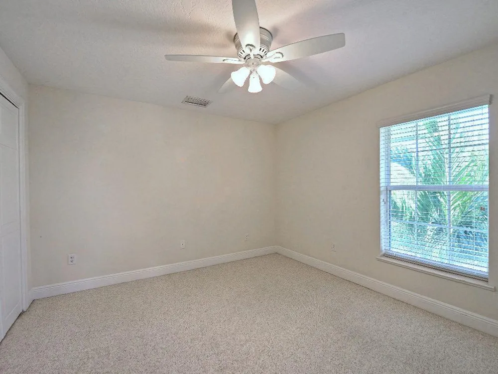 1645 Baseline Lane Vero Beach, FL 32967