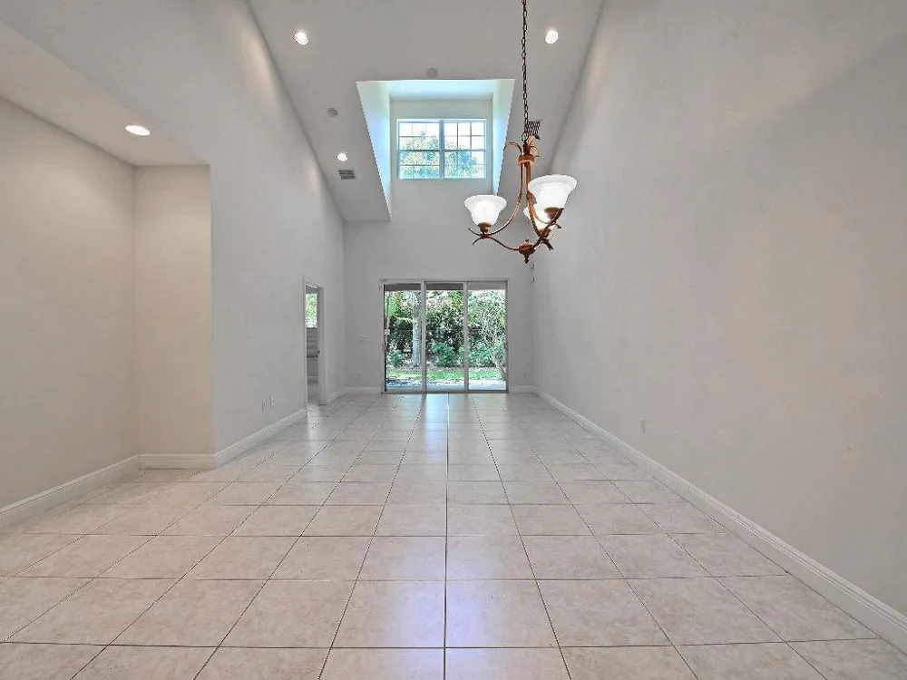 1645 Baseline Lane Vero Beach, FL 32967