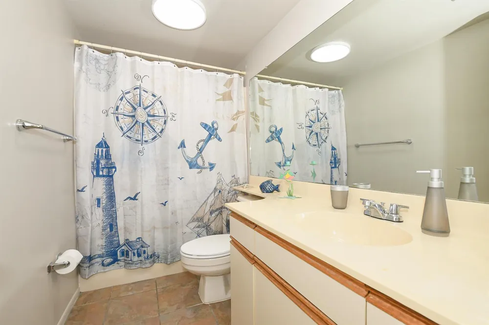 20 Plantation Drive #101 Vero Beach, FL 32966