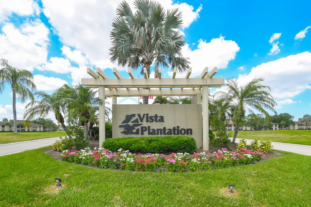 20 Plantation Drive #101 Vero Beach, FL 32966