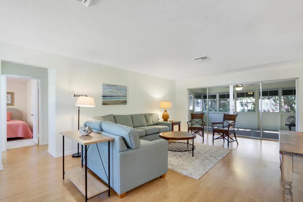8574 SE Seagrape Way Hobe Sound, FL 33455