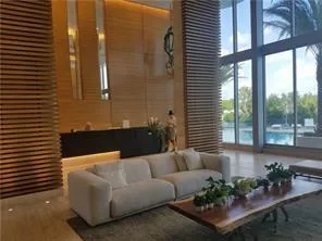 16385 Biscayne Boulevard #1018 North Miami Beach, FL 33160