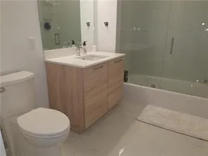 16385 Biscayne Boulevard #1018 North Miami Beach, FL 33160