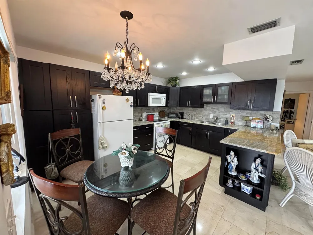 5505 Ocean Boulevard #5-203 Ocean Ridge, FL 33435