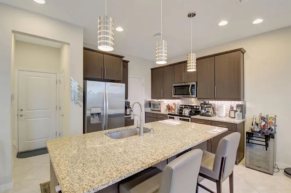 1105 Banyan Drive Hollywood, FL 33021