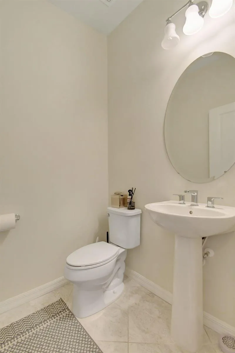 1105 Banyan Drive Hollywood, FL 33021