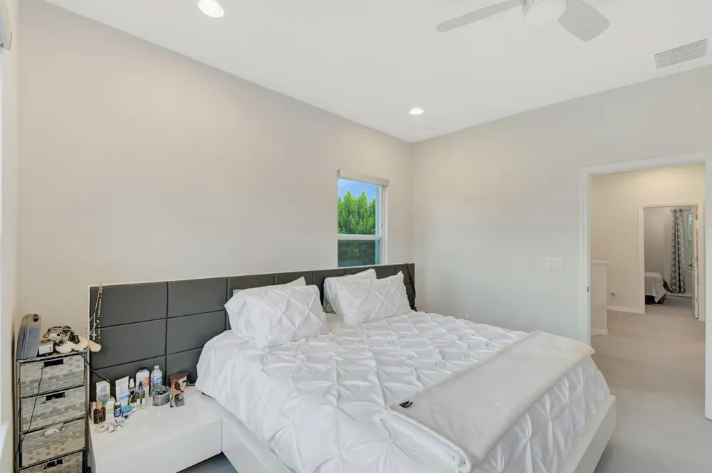 1105 Banyan Drive Hollywood, FL 33021
