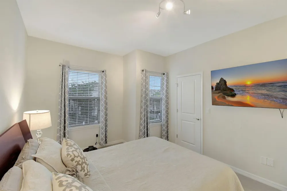 1105 Banyan Drive Hollywood, FL 33021