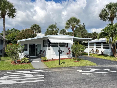 615 Alamanda Lane