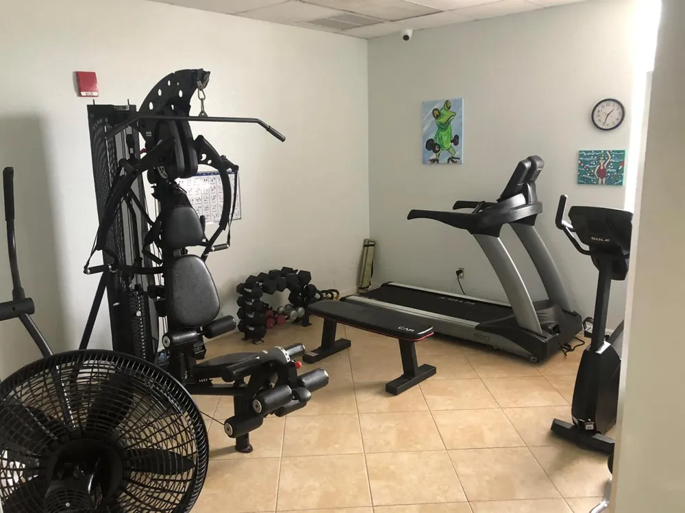 615 Alamanda Lane Deerfield Beach, FL 33442