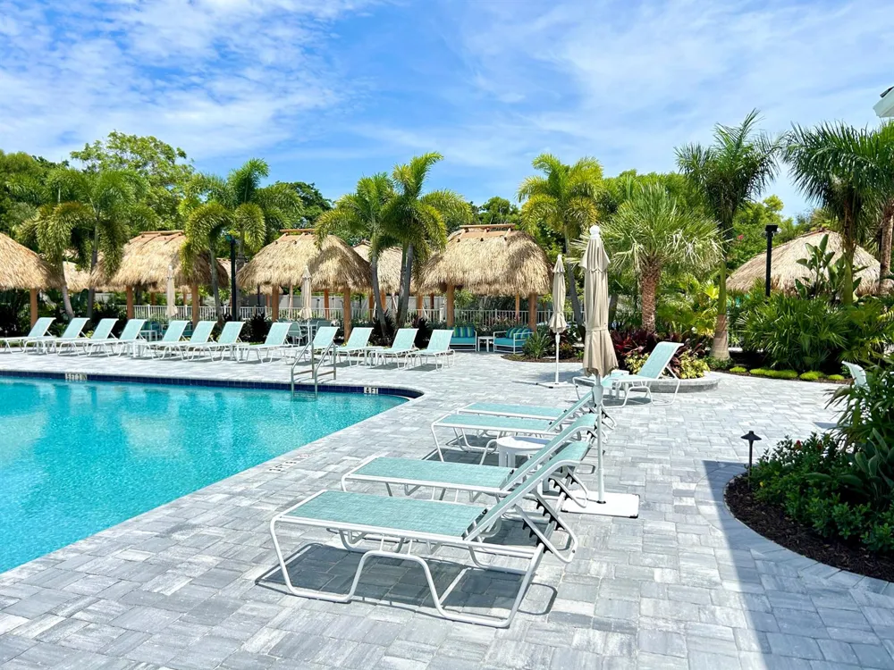 615 Alamanda Lane Deerfield Beach, FL 33442