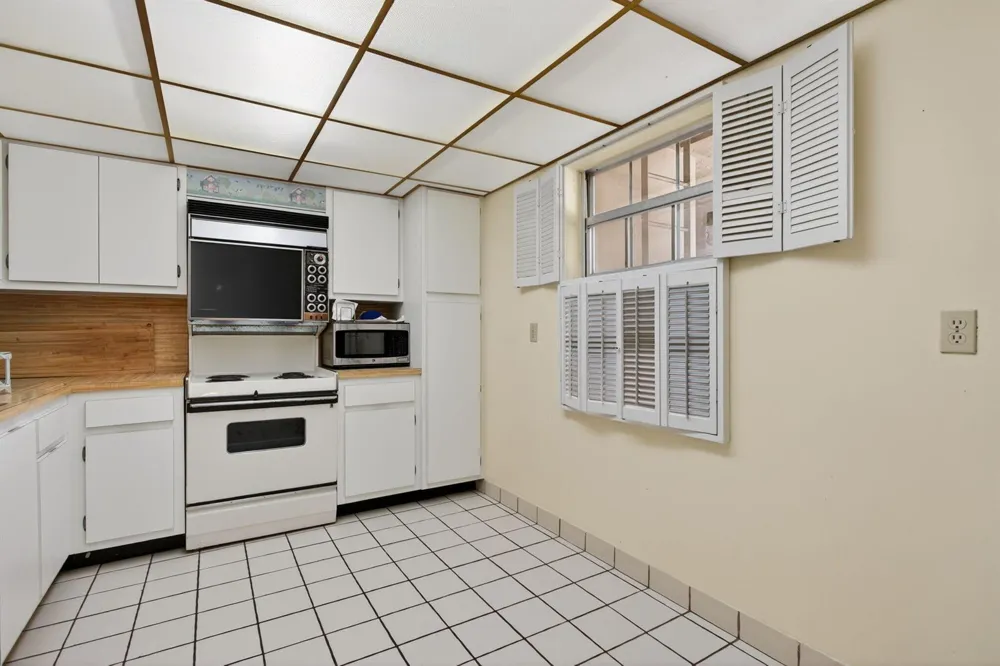 800 Cypress Boulevard #204a Pompano Beach, FL 33069