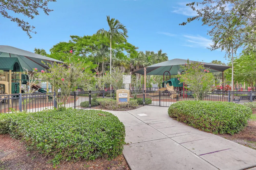 800 Cypress Boulevard #204a Pompano Beach, FL 33069