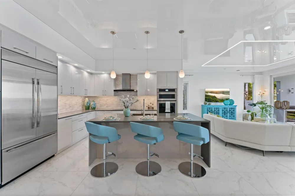 100 Water Club Court North Palm Beach, FL 33408