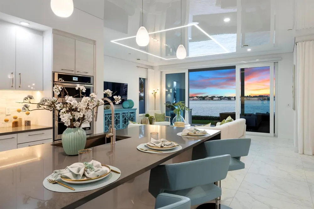 100 Water Club Court North Palm Beach, FL 33408