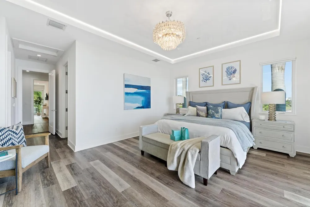 100 Water Club Court North Palm Beach, FL 33408