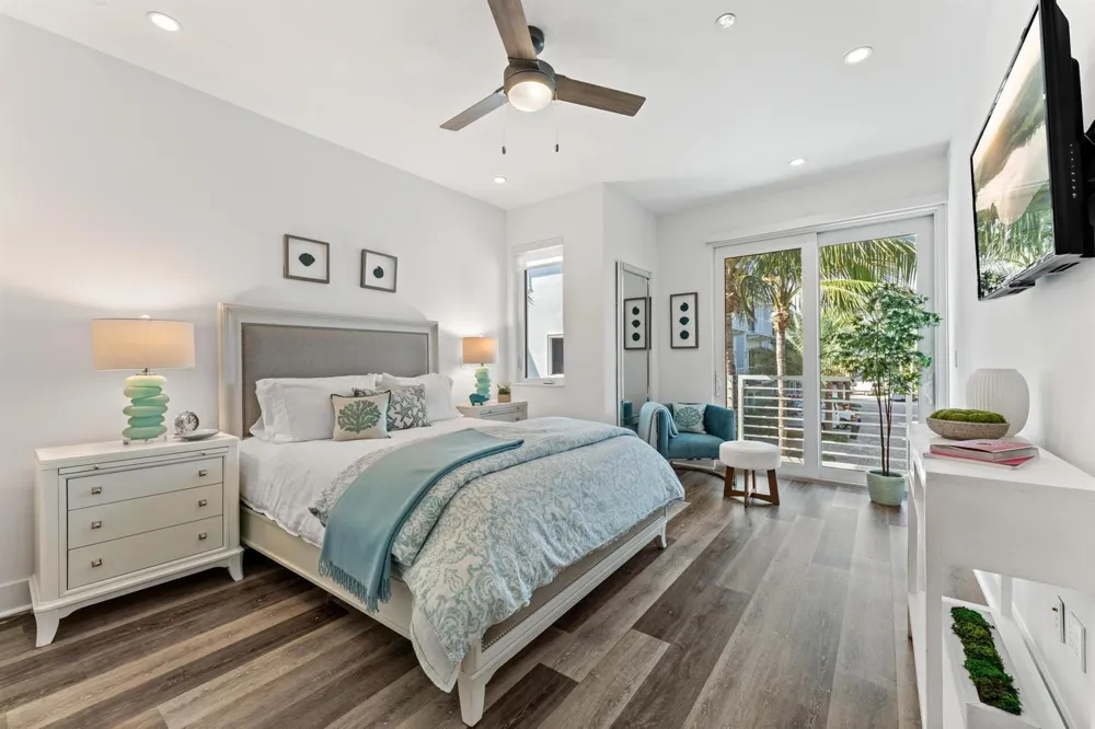 100 Water Club Court North Palm Beach, FL 33408