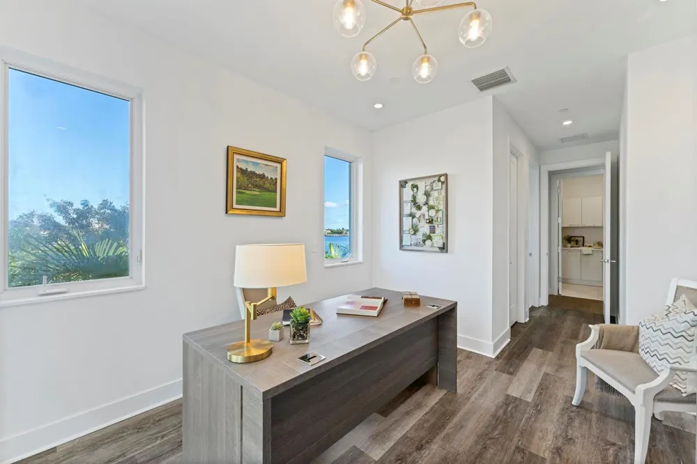 100 Water Club Court North Palm Beach, FL 33408