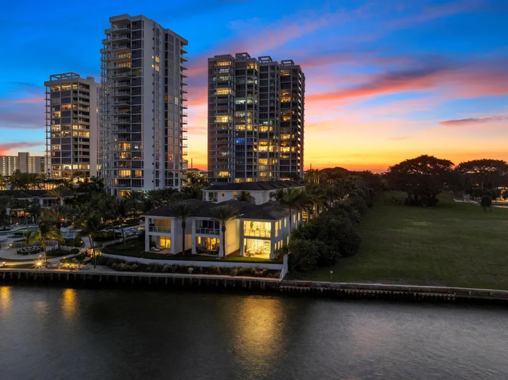 100 Water Club Court North Palm Beach, FL 33408