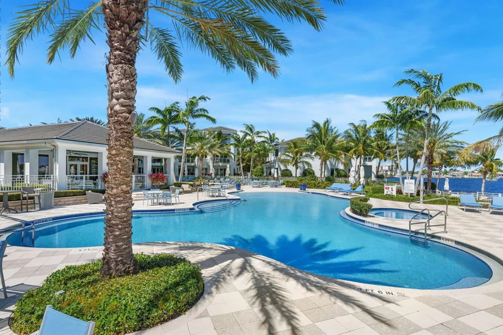 100 Water Club Court North Palm Beach, FL 33408
