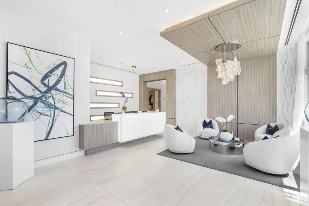 100 Water Club Court North Palm Beach, FL 33408