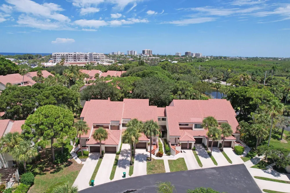 204 Sea Oats Drive #F Juno Beach, FL 33408