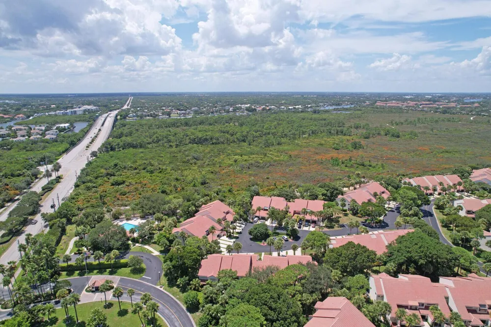 204 Sea Oats Drive #F Juno Beach, FL 33408