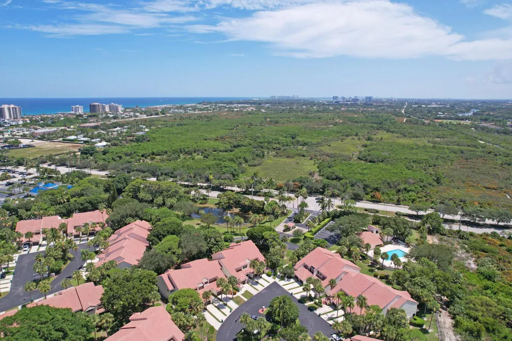 204 Sea Oats Drive #F Juno Beach, FL 33408