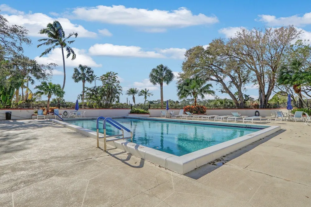 204 Sea Oats Drive #F Juno Beach, FL 33408