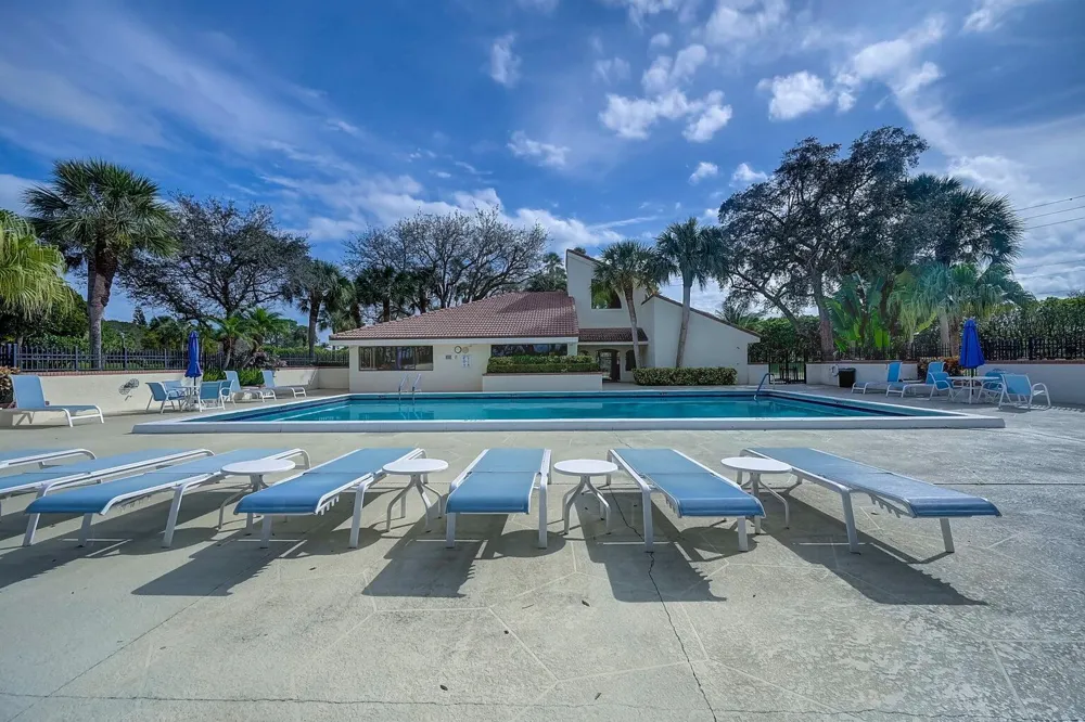 204 Sea Oats Drive #F Juno Beach, FL 33408