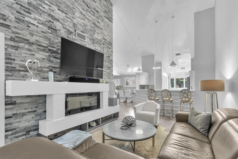 204 Sea Oats Drive #F Juno Beach, FL 33408