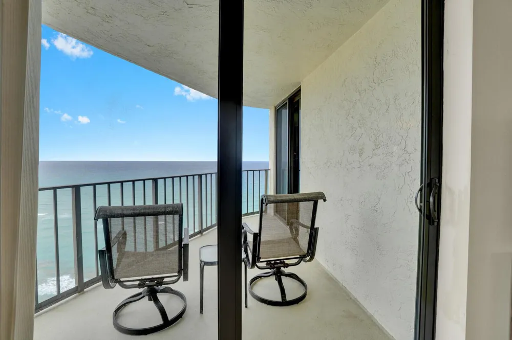 5420 Ocean Drive #1803 Singer Island, FL 33404