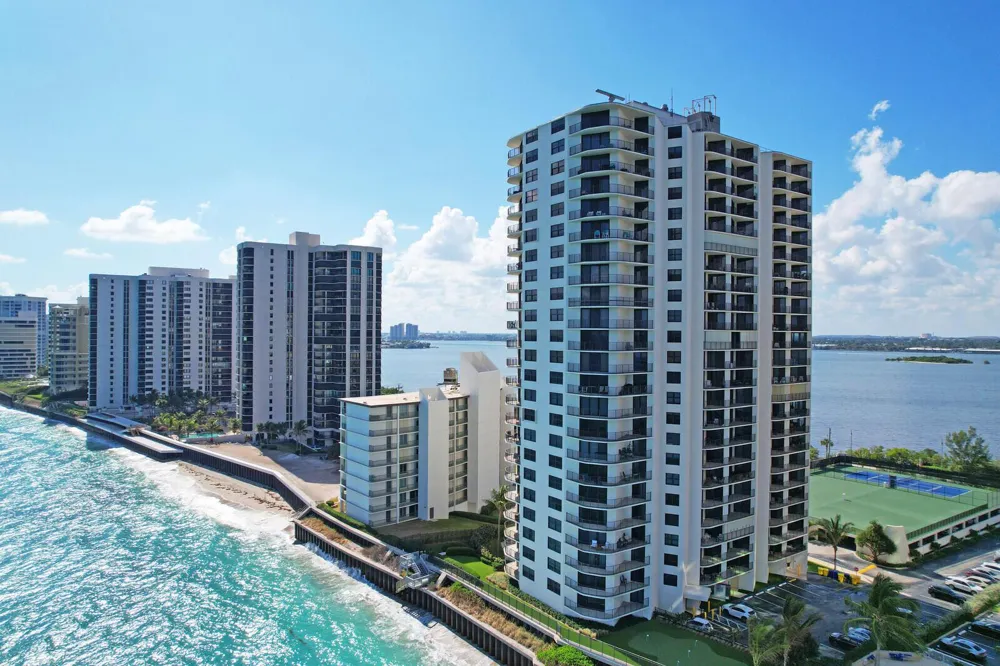 5420 Ocean Drive #1803 Singer Island, FL 33404